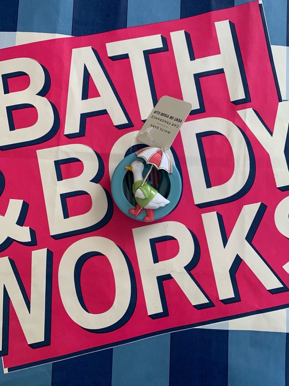 NWT Bath & Body Works Silly Goose Car Vent/Visor Clip